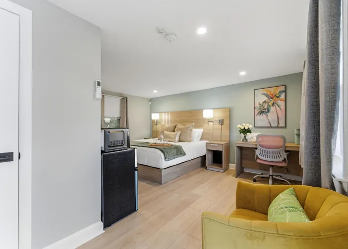 Dennisport Surf Club Boutique Hotel